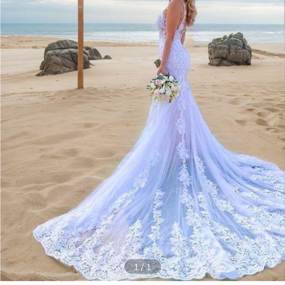 Beautiful pink and lace wedding dress from flormiss size is a XS. - Picture 8 of 8